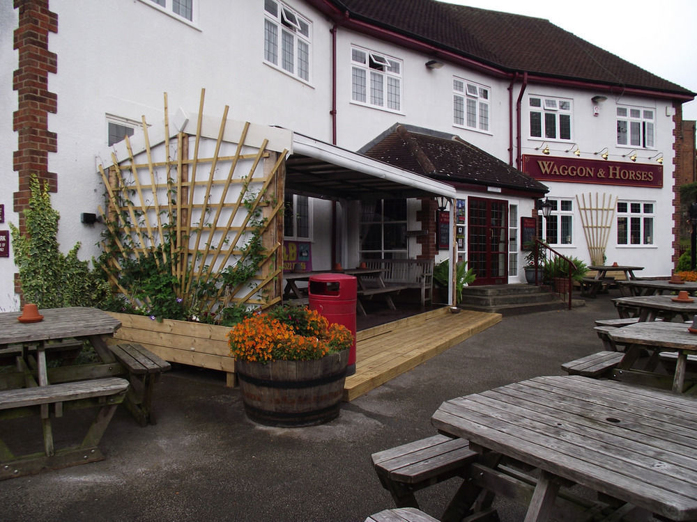 Hotel The Waggon And Horses Great Yeldham Esterno foto